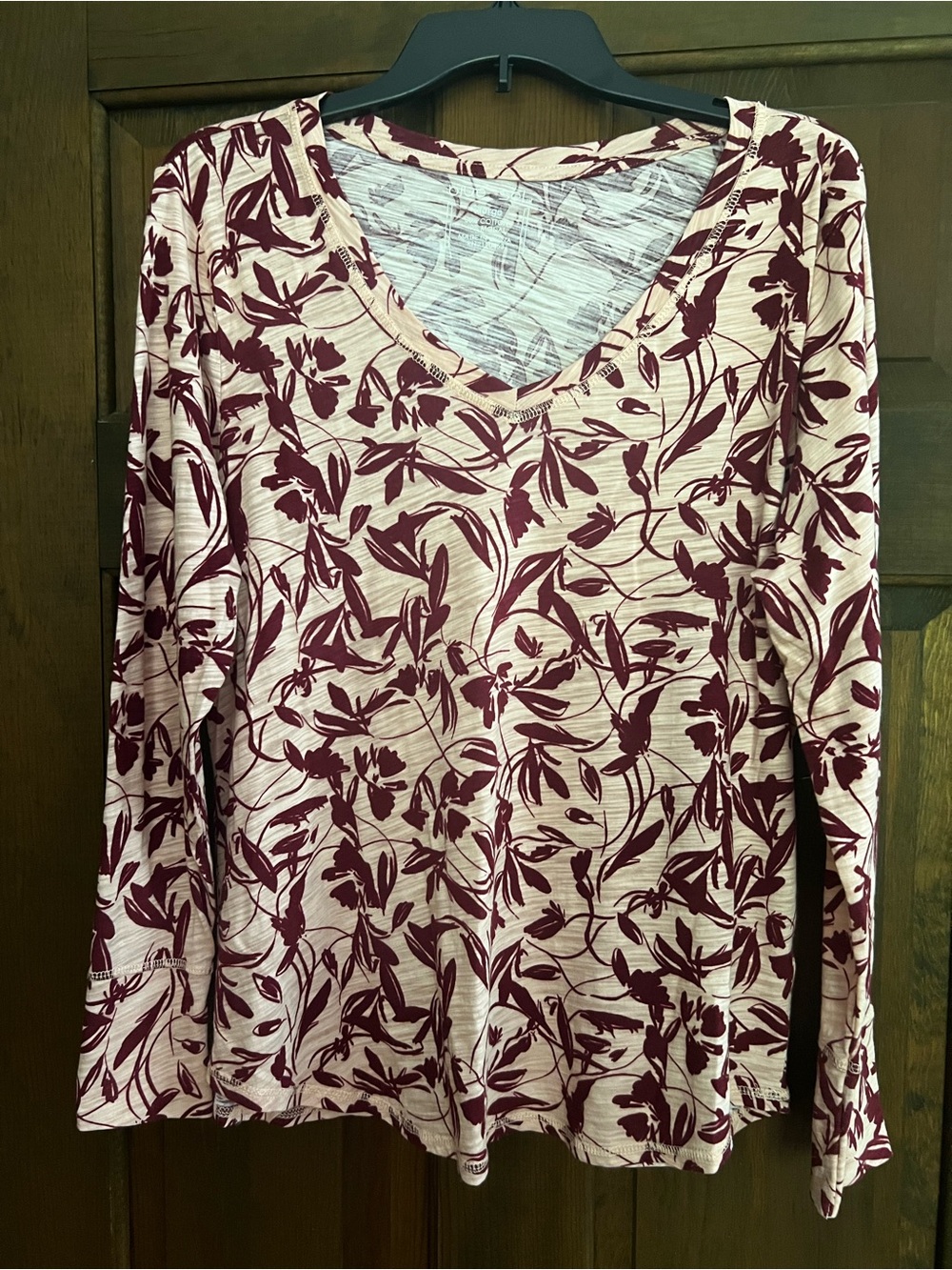 V-Neck Long Sleeve Floral Tee - Cream & Burgundy- NWOT never worn